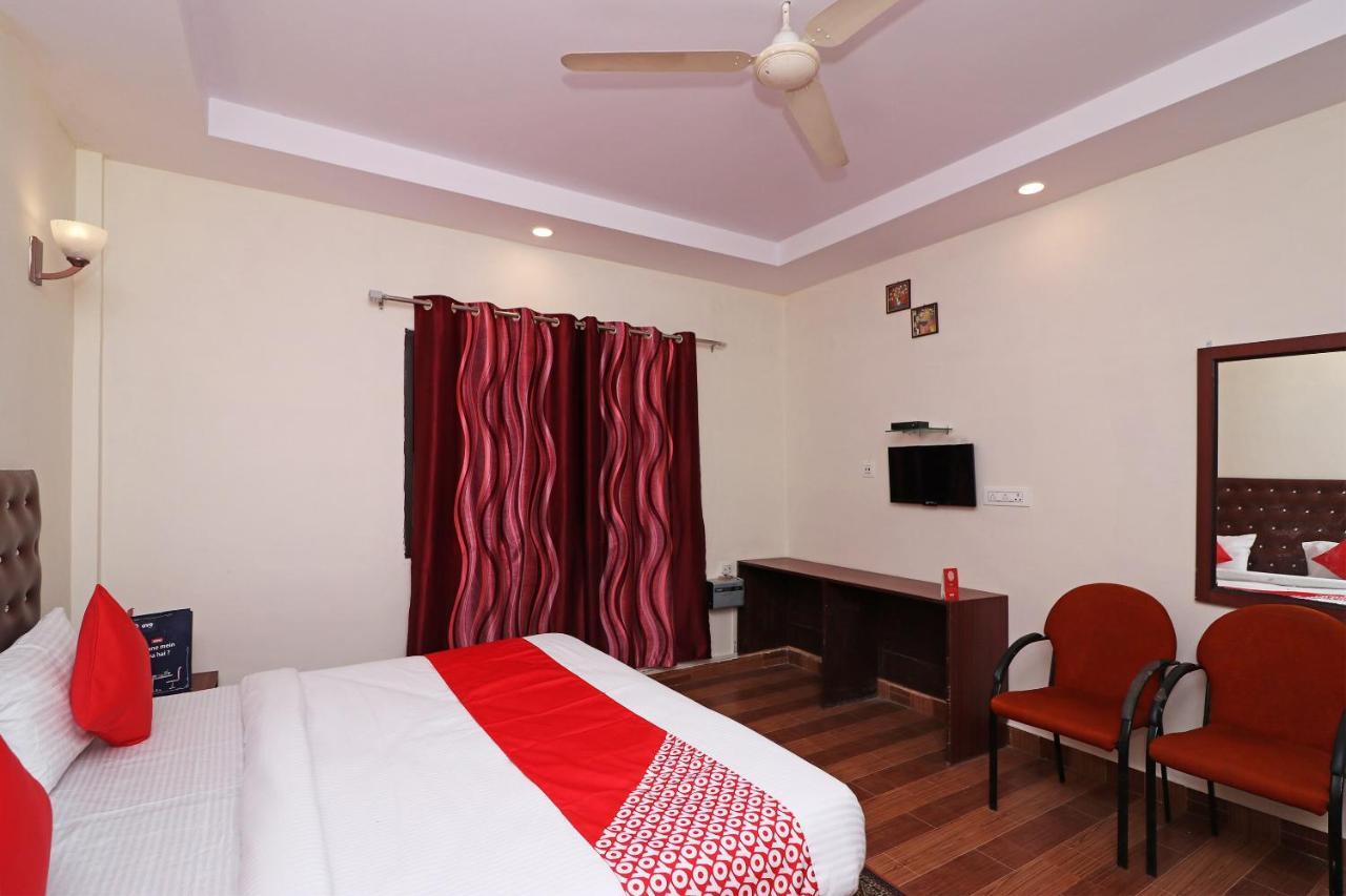 Hôtel Oyo 14179 Panchvati à Dehradun Extérieur photo