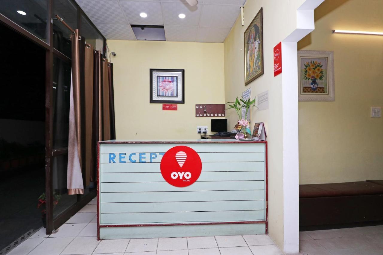 Hôtel Oyo 14179 Panchvati à Dehradun Extérieur photo