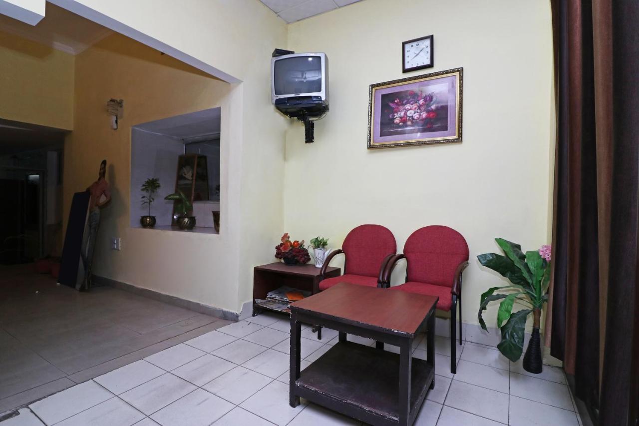 Hôtel Oyo 14179 Panchvati à Dehradun Extérieur photo